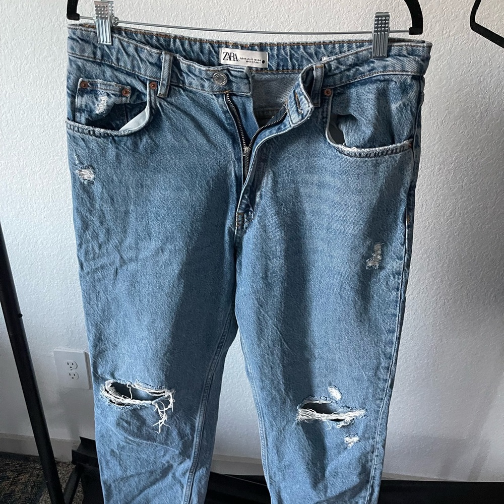 Zara Blue Relaxed Fit Distressed Jeans